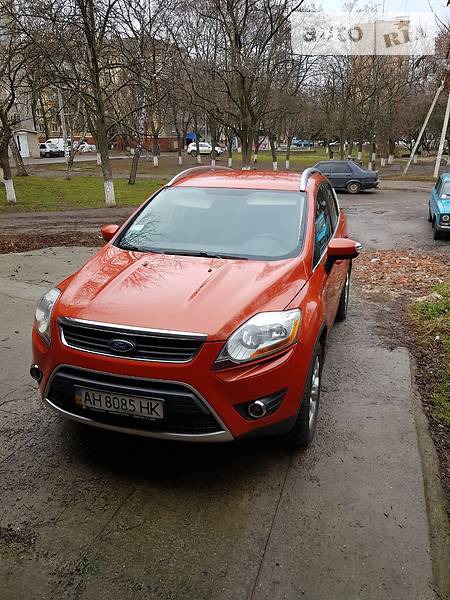 Ford Kuga 2011  випуску Донецьк з двигуном 2 л дизель універсал автомат за 12000 долл. 