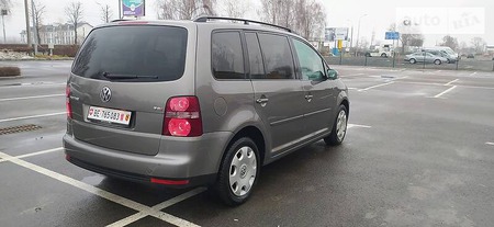 Volkswagen Touran 2008  випуску Луцьк з двигуном 1.4 л бензин універсал автомат за 6950 долл. 