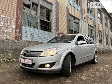 Opel Astra 2009  випуску Одеса з двигуном 1.6 л бензин універсал механіка за 6490 долл. 