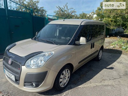 Fiat Doblo 2011  випуску Миколаїв з двигуном 1.6 л дизель мінівен механіка за 7500 долл. 