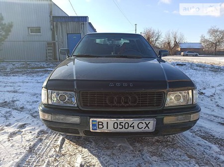 Audi 80 1992  випуску Полтава з двигуном 2 л  седан механіка за 3500 долл. 