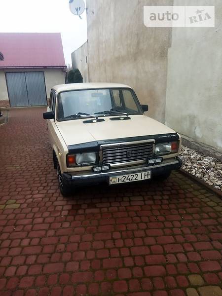 Lada 2107 1991  випуску Львів з двигуном 0 л бензин седан механіка за 900 долл. 