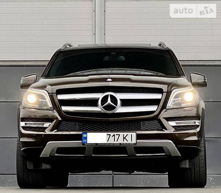 Mercedes-Benz GL 350 2015  випуску Одеса з двигуном 3 л дизель позашляховик автомат за 36900 долл. 