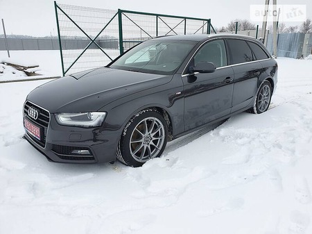 Audi A4 Limousine 2014  випуску Львів з двигуном 2 л дизель універсал автомат за 16400 долл. 