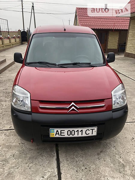 Citroen Berlingo 2007  випуску Дніпро з двигуном 1.4 л бензин   за 5350 долл. 