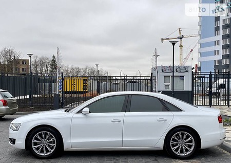 Audi A8 2012  випуску Одеса з двигуном 3 л бензин седан автомат за 24900 долл. 
