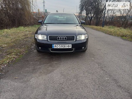 Audi A4 Limousine 2003  випуску Ужгород з двигуном 2 л бензин седан автомат за 6450 долл. 