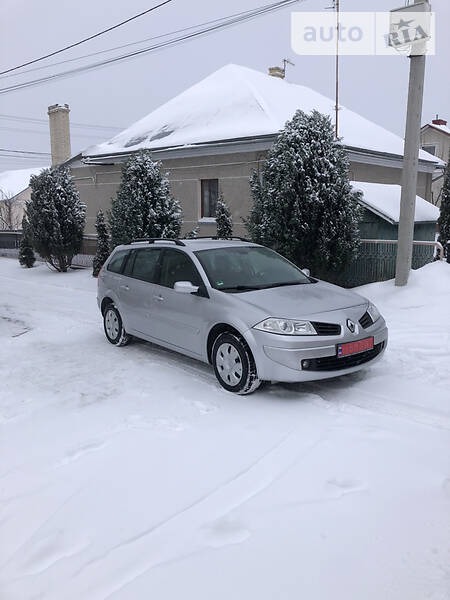 Renault Megane 2007  випуску Тернопіль з двигуном 1.6 л бензин універсал механіка за 5650 долл. 