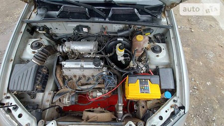 Daewoo Sens 2003  випуску Луганськ з двигуном 1.3 л  седан механіка за 2700 долл. 