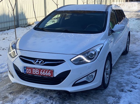 Hyundai i40 2012  випуску Луцьк з двигуном 1.7 л дизель універсал механіка за 9650 долл. 