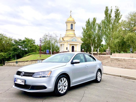 Volkswagen Jetta 2014  выпуска Николаев с двигателем 1.8 л бензин седан автомат за 9800 долл. 