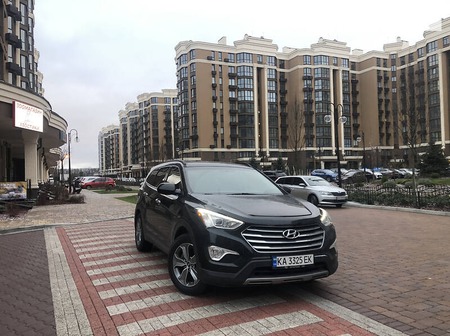Hyundai Grand Santa Fe 2015  випуску Київ з двигуном 3.3 л бензин універсал автомат за 17600 долл. 