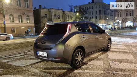 Nissan Leaf 2014  випуску Харків з двигуном 0 л електро хэтчбек автомат за 12200 долл. 