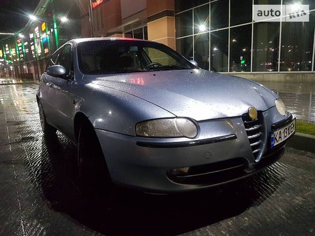 Alfa Romeo 147 2004  випуску Львів з двигуном 1.6 л  хэтчбек механіка за 3350 долл. 
