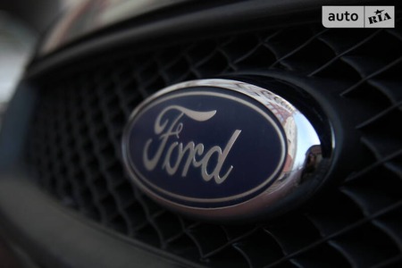 Ford Focus 2006  выпуска Ивано-Франковск с двигателем 0 л бензин хэтчбек механика за 5350 долл. 