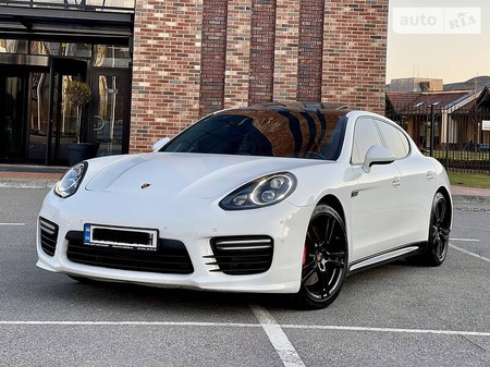 Porsche Panamera 2014  випуску Київ з двигуном 4.8 л бензин седан автомат за 46990 долл. 