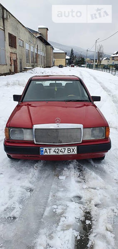 Mercedes-Benz 190 1985  випуску Чернівці з двигуном 2 л бензин седан механіка за 1650 долл. 