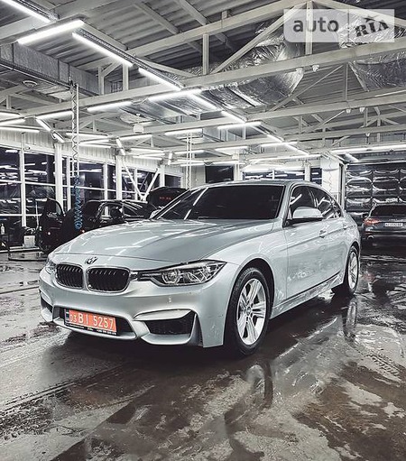BMW 328 2016  випуску Луцьк з двигуном 0 л бензин седан автомат за 17850 долл. 