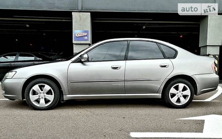 Subaru Legacy 2006  выпуска Киев с двигателем 2 л бензин седан автомат за 6300 долл. 