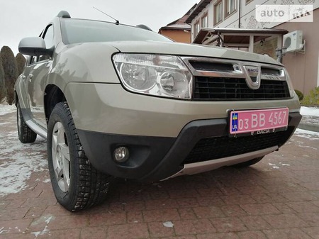 Dacia Duster 2011  випуску Львів з двигуном 1.5 л дизель позашляховик механіка за 9500 долл. 
