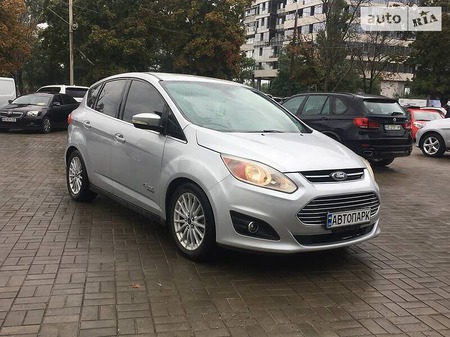 Ford C-Max 2013  випуску Дніпро з двигуном 2 л гібрид універсал автомат за 11700 долл. 