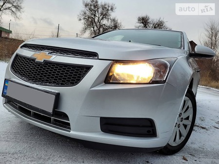 Chevrolet Cruze 2011  випуску Запоріжжя з двигуном 1.6 л бензин седан механіка за 7650 долл. 