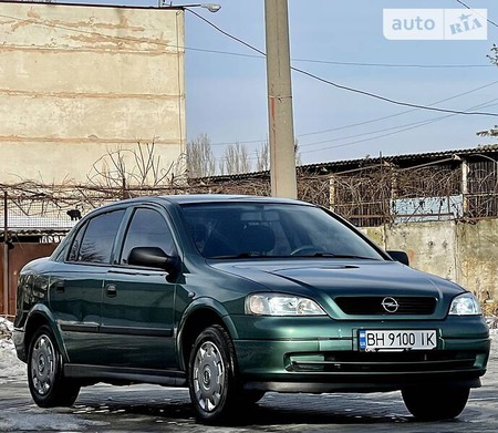 Opel Astra 2006  випуску Одеса з двигуном 1.4 л бензин седан механіка за 4900 долл. 