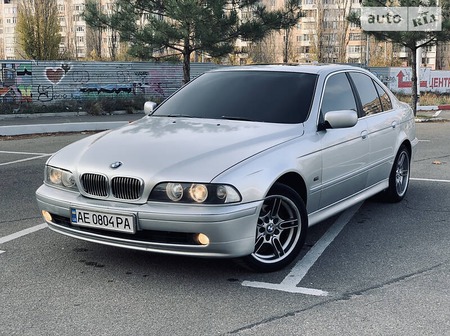 BMW 525 2002  випуску Миколаїв з двигуном 2.5 л дизель седан автомат за 6200 долл. 
