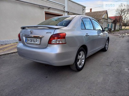 Toyota Yaris 2006  випуску Одеса з двигуном 1.5 л бензин седан автомат за 6150 долл. 