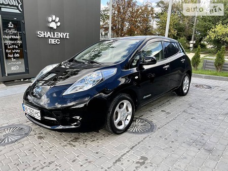 Nissan Leaf 2011  випуску Харків з двигуном 0 л електро хэтчбек автомат за 6900 долл. 