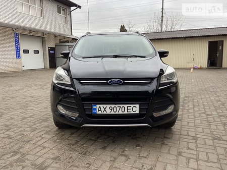 Ford Kuga 2013  випуску Харків з двигуном 2 л дизель позашляховик автомат за 13900 долл. 