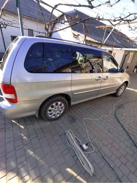 KIA Carnival 2003  випуску Ужгород з двигуном 2.9 л дизель мінівен механіка за 5000 долл. 