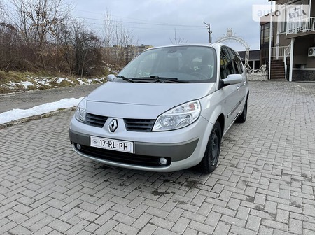 Renault Scenic 2005  випуску Чернівці з двигуном 2 л бензин мінівен механіка за 5700 долл. 