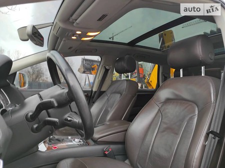 Audi Q7 2011  выпуска Киев с двигателем 3 л дизель внедорожник автомат за 20000 долл. 