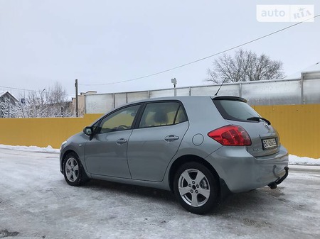 Toyota Auris 2008  випуску Тернопіль з двигуном 1.4 л дизель хэтчбек механіка за 7299 долл. 