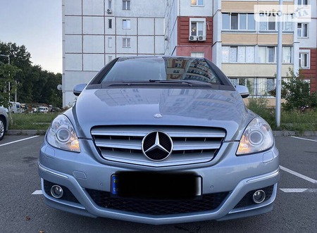 Mercedes-Benz B 170 2008  випуску Київ з двигуном 2 л  хэтчбек автомат за 7600 долл. 