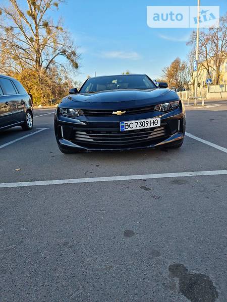 Chevrolet Camaro 2016  випуску Львів з двигуном 2 л бензин купе  за 20000 долл. 