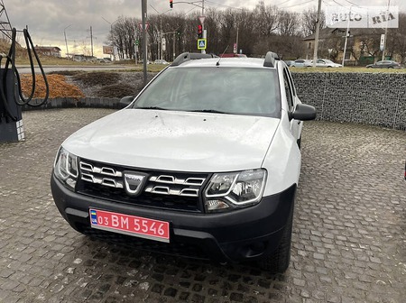 Dacia Duster 2013  випуску Львів з двигуном 1.6 л бензин позашляховик механіка за 9490 долл. 