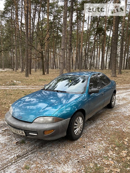 Chevrolet Cavalier 1997  випуску Чернігів з двигуном 2.2 л  седан механіка за 2200 долл. 