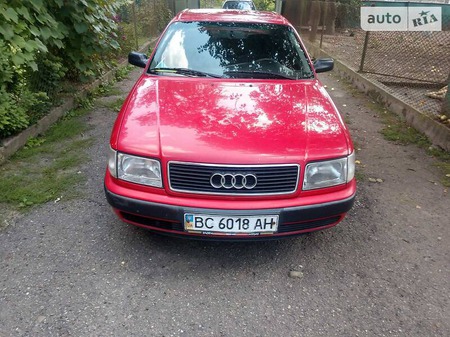 Audi 100 1992  випуску Львів з двигуном 0 л  седан механіка за 4200 долл. 