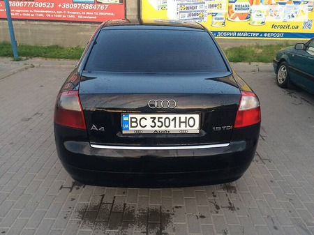 Audi A4 Limousine 2002  випуску Львів з двигуном 1.9 л дизель седан механіка за 5500 долл. 