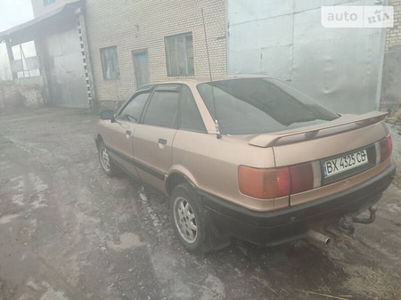 Audi 80 1987  випуску Хмельницький з двигуном 1.8 л  седан механіка за 1750 долл. 