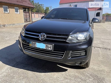 Volkswagen Touareg 2013  випуску Миколаїв з двигуном 3 л дизель позашляховик автомат за 24000 долл. 