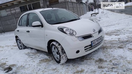 Nissan Micra 2010  випуску Харків з двигуном 1.2 л бензин хэтчбек автомат за 6400 долл. 