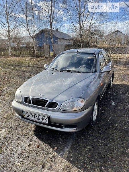 Daewoo Lanos 2007  випуску Чернівці з двигуном 1.5 л бензин седан механіка за 2550 долл. 