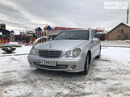 Mercedes-Benz C 200 2005  випуску Івано-Франківськ з двигуном 2.1 л дизель універсал автомат за 7299 долл. 