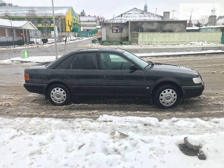 Audi 100 1994  випуску Тернопіль з двигуном 2.6 л дизель седан механіка за 3699 долл. 