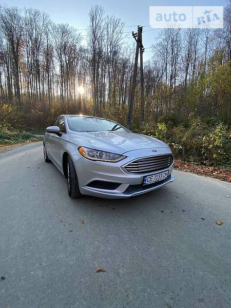 Ford Fusion 2017  випуску Чернівці з двигуном 1.5 л бензин седан автомат за 12900 долл. 