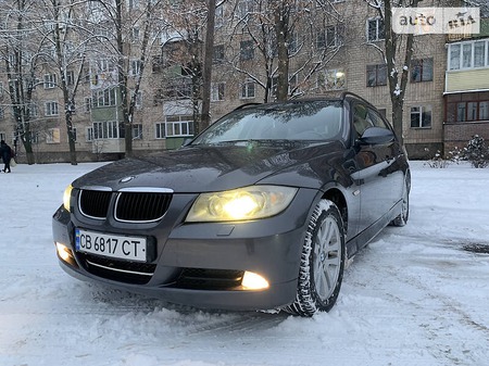 BMW 318 2008  випуску Чернігів з двигуном 2 л бензин універсал механіка за 7400 долл. 