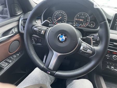 BMW X5 2017  випуску Тернопіль з двигуном 3 л дизель позашляховик автомат за 45900 долл. 